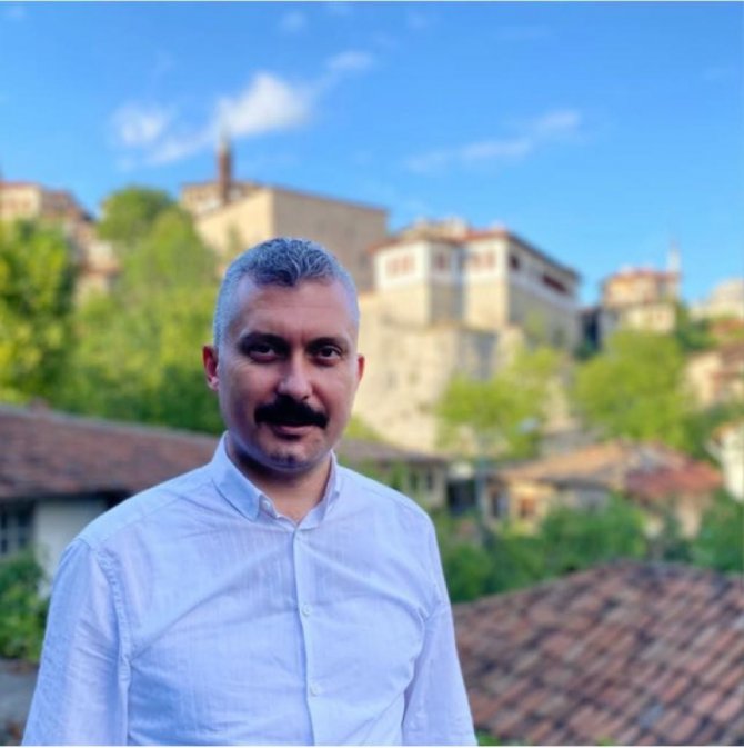 Başkan Sarı, Gıda Zehirlenmesi Üzerinden Safranbolu Belediyesi’ne Yüklendi