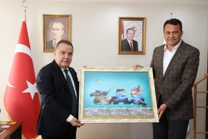 Başkan Böcek:"kaş’ta 54 Mahallenin Hizmetindeyiz”