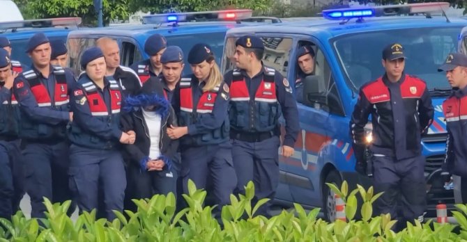 Alanya’da Uyuşturucu Operasyonu: 9 Gözaltı