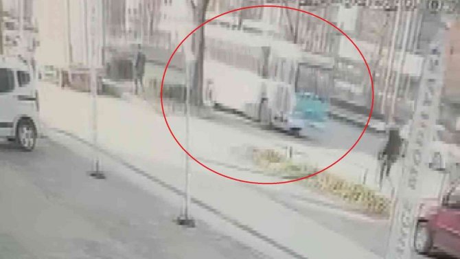 Bursa’daki Bombalı Terör Saldırısının Yeni Görüntüleri Ortaya Çıktı
