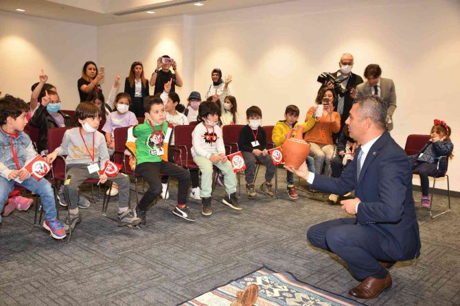 Denizli’de 3 Bin 500 Öğrenci Anadolu Masallarıyla Buluşuyor