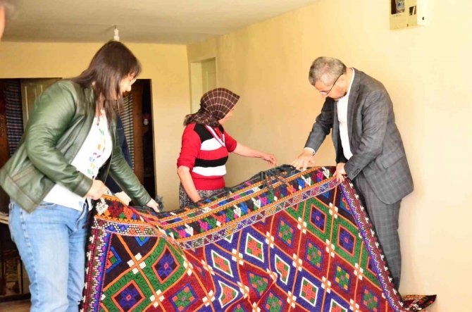 Halı Ve Kilim Desenleri Unutulmayacak