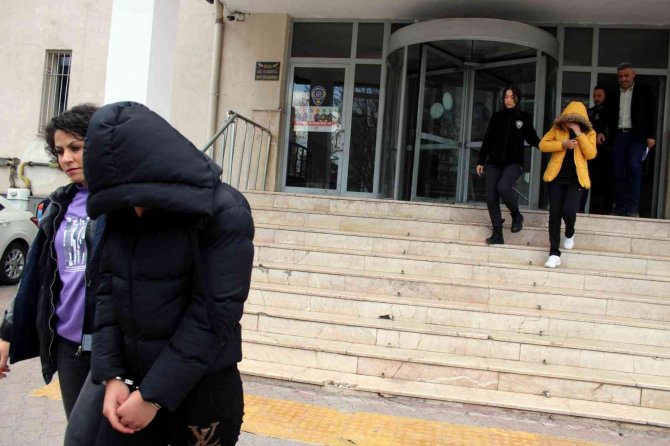 61 Yıl Hapis Cezası İle Aranan Suç Makinesi Yakalandı