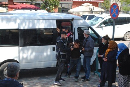 Benzinlik İstasyonunu Soyan Zanlılar Tutuklandı