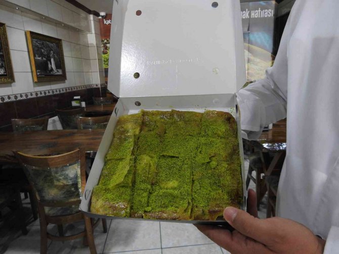 İ̇ftar Sonralarının Vazgeçilmez Tatlısı Gaziantep Katmeri