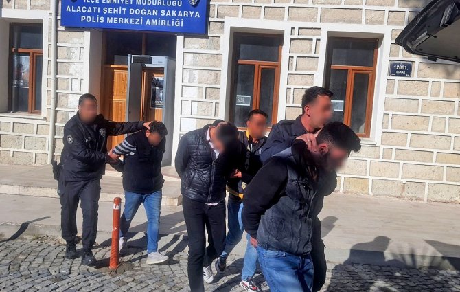 Alaçatı’da 9 Motosiklet Çalan Zanlılardan 2’si Tutuklandı