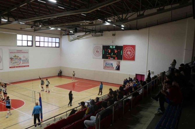 Voleybol Bölgesel Lig Kız Müsabakaları Karabük’te Başladı
