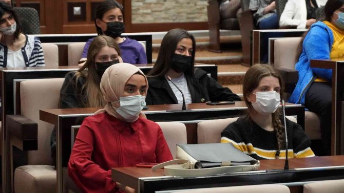 Keçiören Belediyesi’nden Öğrencilere Kişisel Gelişimi Eğitimi