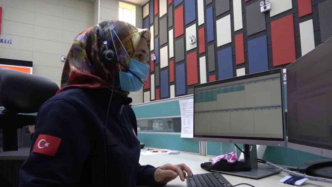 112’ye Gelen Çağrılar Pes Dedirtti: ’Benim Maaşımdan Acil Bir Olay Mı Var’