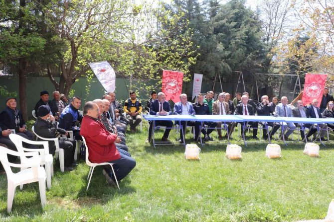 Büyükşehir’den Biyoteknik Mücadelede Üreticiye Destek