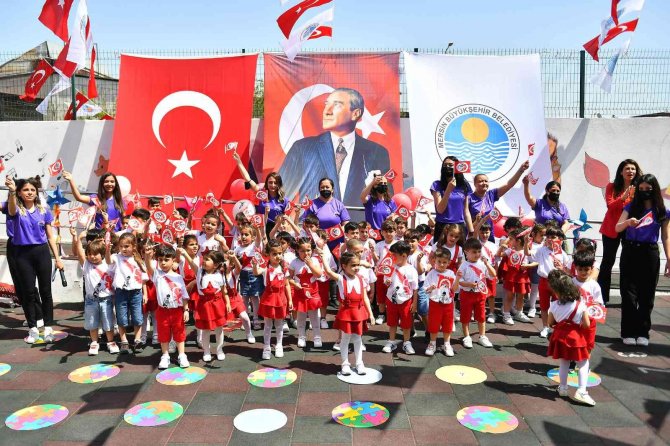 Münir Özkul Kreşinde 23 Nisan Coşkusu