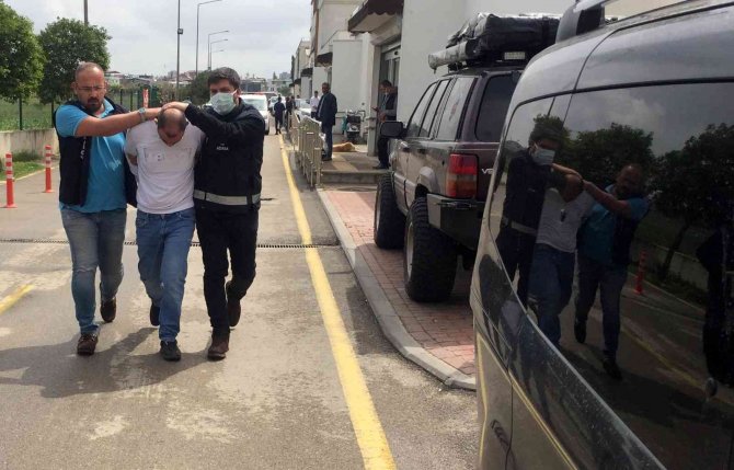 Köpek Kavgası Kanlı Bitti: 1 Ölü, 2 Yaralı