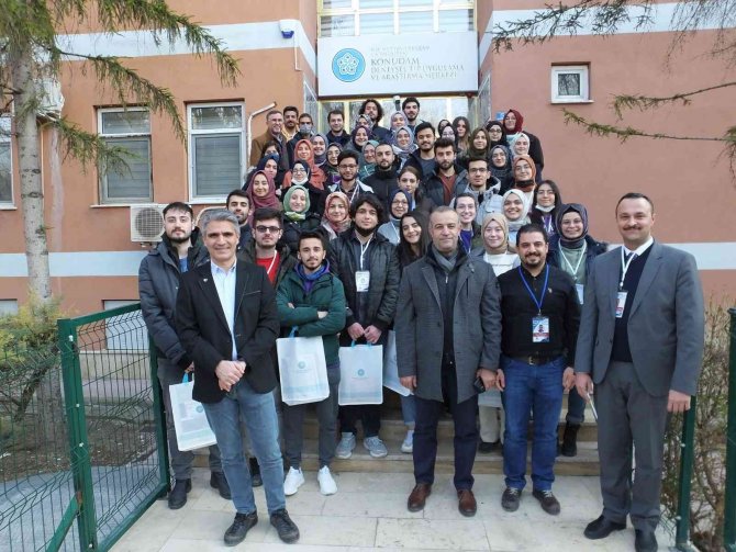 Neü Konüdam’da Başarılı Kursiyerlere ‘Deney Hayvanları Kullanım Sertifikası’ Verildi