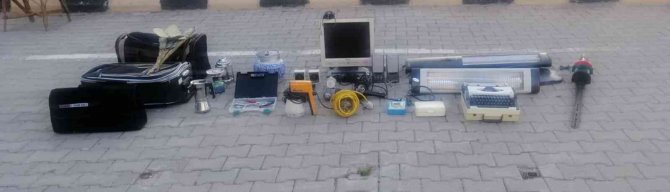 Nevşehir’de Evlerden Hırsızlık Yapan 2 Kişi Tutuklandı