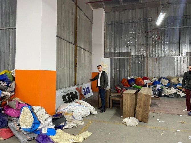 İ̇stanbul Merkezli Kargo Vurgunu: 30 Milyon Tl Dolandırdılar