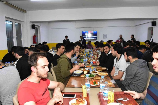 Gençlerin Projeleri Hayata Geçirilecek