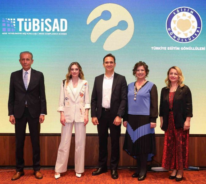 Doğayı Ve Sürdürülebilirliği Konu Edinen ‘Karınca Bacak İle Dev Yaprak’ Dijital Platformlarda