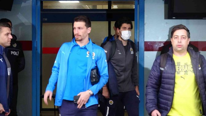 Fenerbahçe, Çaykur Rizespor Maçı İçin Trabzon’da