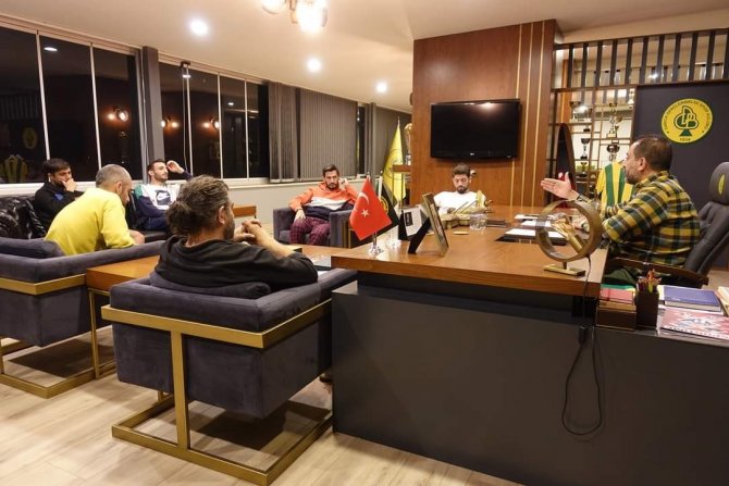 Darıca Gençlerbirliği Ligde Kalırsa Futbolcular 500 Bin Lira Prim Alacak