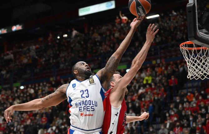 Thy Euroleague: Olimpia Milano: 73 - Anadolu Efes: 66