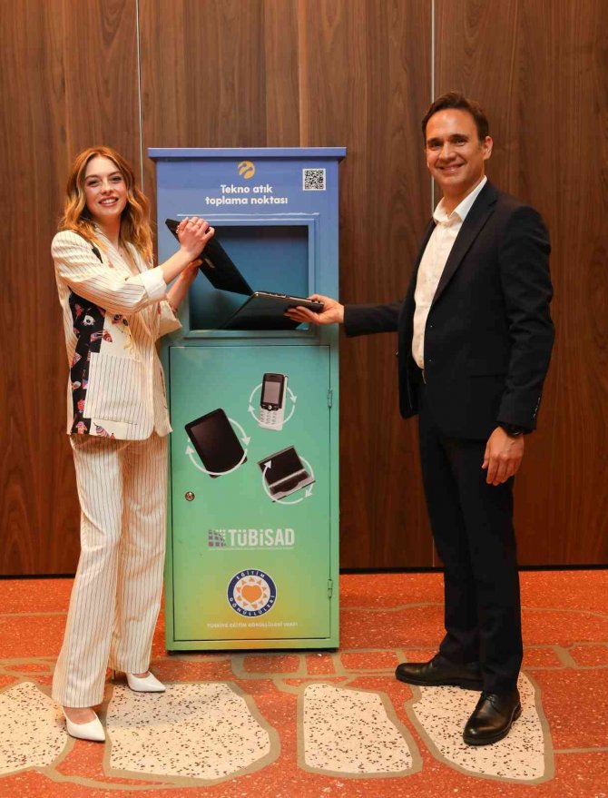 Doğayı Ve Sürdürülebilirliği Konu Edinen ‘Karınca Bacak İle Dev Yaprak’ Dijital Platformlarda