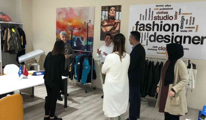 Uşak Üniversitesi Dts Tasarım Merkezi Uluslararası Piyasaya Açılıyor