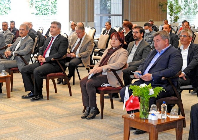 Yarımada Spor Oyunları’nın Tanıtımı Çeşme’de Yapıldı