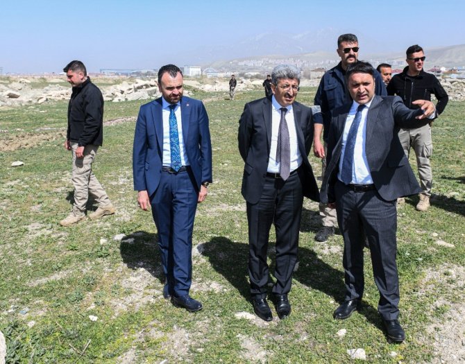Vali Bilmez ’Sahil Yolu Projesi’nin 2. Etabını İnceledi