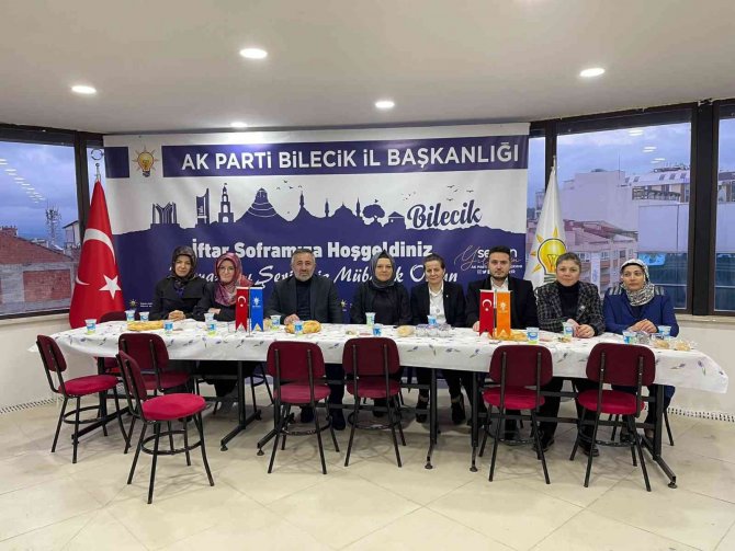 Yabancı Uyruklu Öğrenciler İçin İftar Yemeği Organize Edildi
