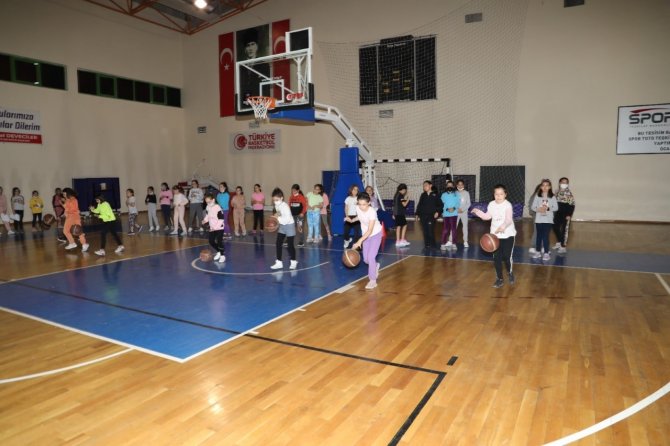 Burhaniye’de Yetenek Taraması Başladı