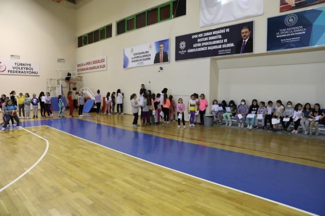Burhaniye’de Yetenek Taraması Başladı