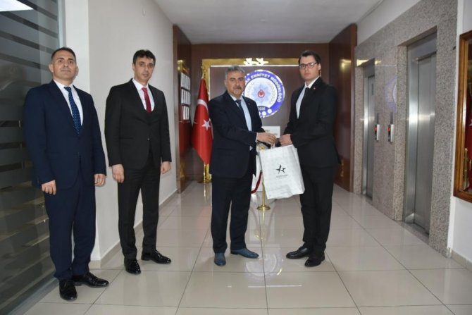 Hırsızlık Suçlarını Aydınlatan Polisler Ödüllendirildi