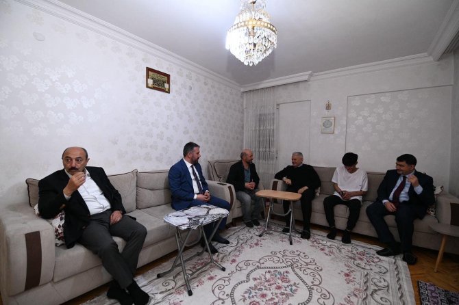 Binali Yıldırım, Pursaklar’da Ramazan Ayının Coşkusuna Ortak Oldu