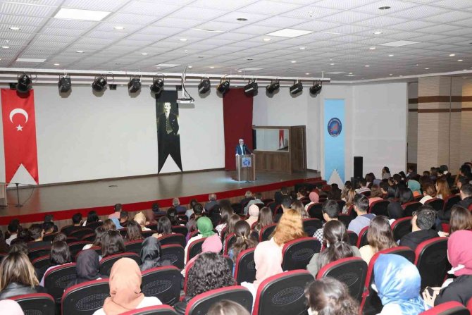 Aü’de I. Türkiye Büyük Millet Meclisi’nin Yasallığı Konferansı