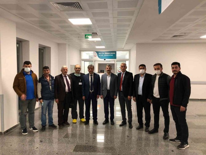 Başkan Altınsoy Hasta Ve Hasta Yakınlarını Ziyaret Etti