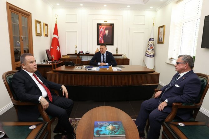 Başkan Böcek: “Projelerimizle Kalıcı Eserler Bırakacağız”