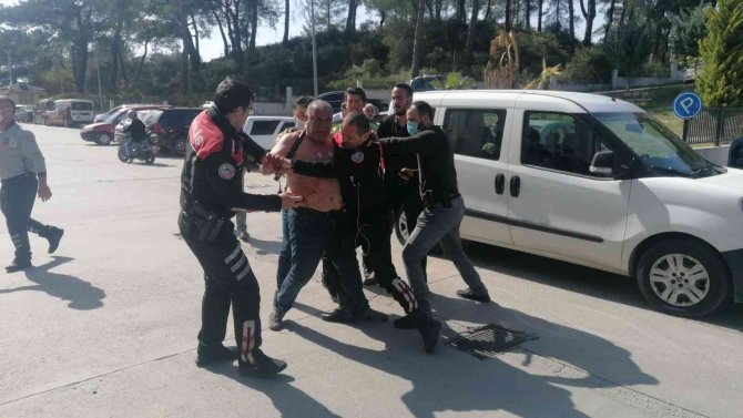 Yaptıkları Sahte Alkolden Zehirlendiler, Hastaneyi Birbirine Kattılar