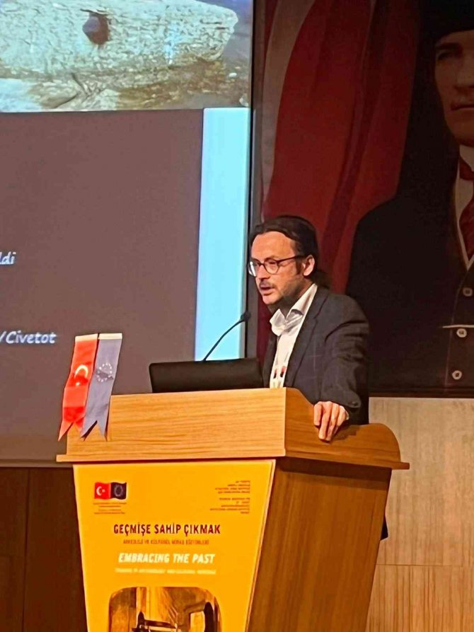 (Yrl) Arkeoloji Ve Kültürel Miras Eğitimleri Çalıştayı’nda Konuşan Dr. Serkan Gündüz: "Marmara Denizi, Medeniyetlerin Buluşma Noktası Olmuştur"