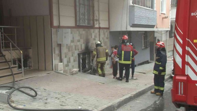 Arnavutköy’de Korkutan Yangın