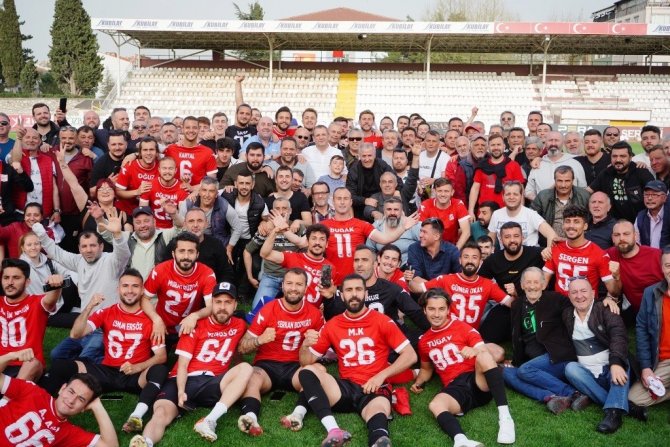 Ayvalıkgücü Belediyespor 6 Yıl Sonra Yeniden 3. Ligde