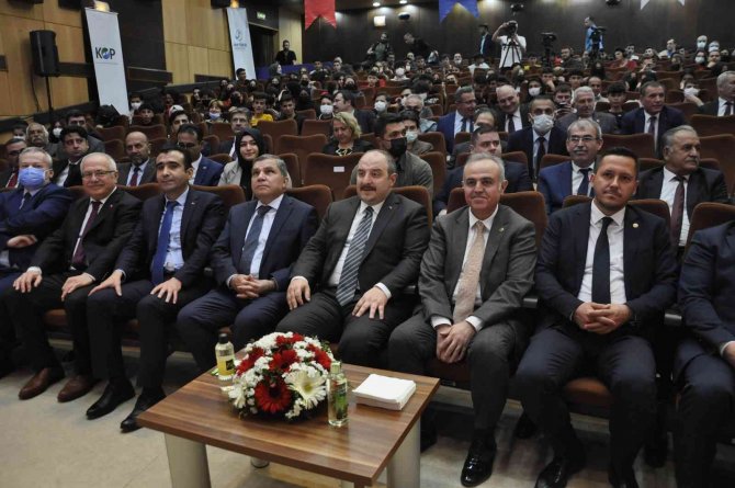 Bakan Varank: "Kılıçdaroğlu ‘4 Milyon Abonenin Elektriği Kesik’ Dedi, Enerji Bakanımız Açıkladı, 278 Bin Abonenin Elektriği Kesik"