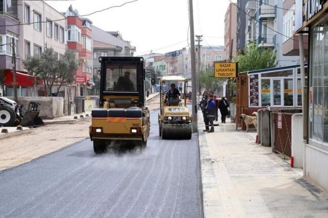 Bandırma Belediyesi Yol Çalışmalarını Hızlandırdı