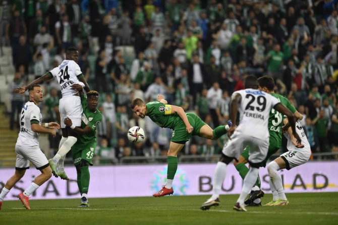 Bursaspor, Denizlispor’u Konuk Ediyor