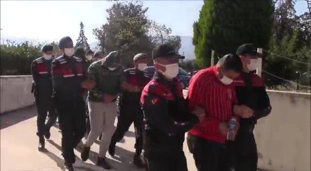 Üniversitelilere Uyuşturucu Temin Eden 7 Tacir Tutuklandı