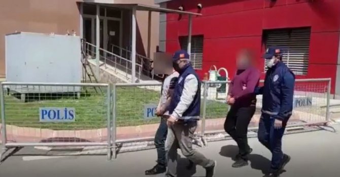 Vatandaşları 559 Bin Lira Dolandıran Sahte Polis Ve Savcı Tutuklandı