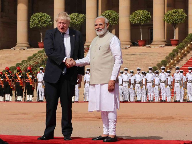 Johnson: "Ukrayna’daki Savaş 2023 Yılının Sonuna Kadar Sürebilir"