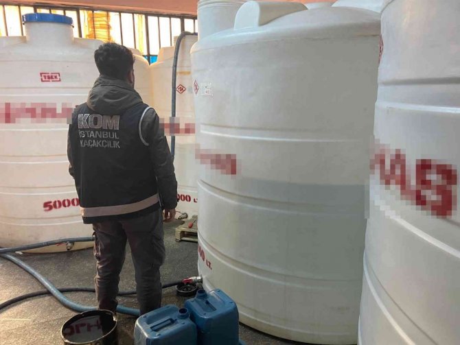 İ̇stanbul’da 34 Ton Kaçak İçki Ele Geçirildi