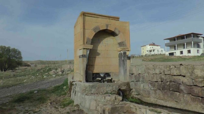 Hayvan Sulatma Meselesi Kanlı Bitti: 1 Ölü, 2 Yaralı
