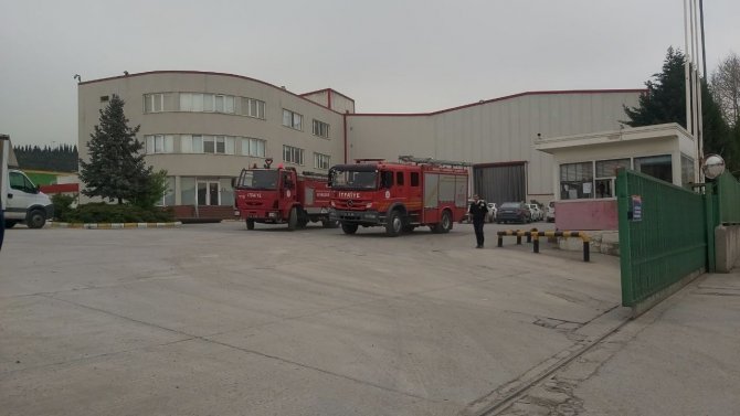 Fabrikanın Üretim Bölümünde Çıkan Yangın Söndürüldü