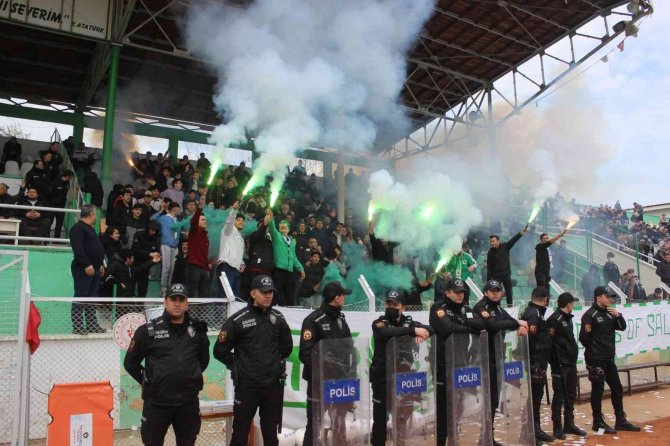 Salihli’de Taraftardan Çağrı